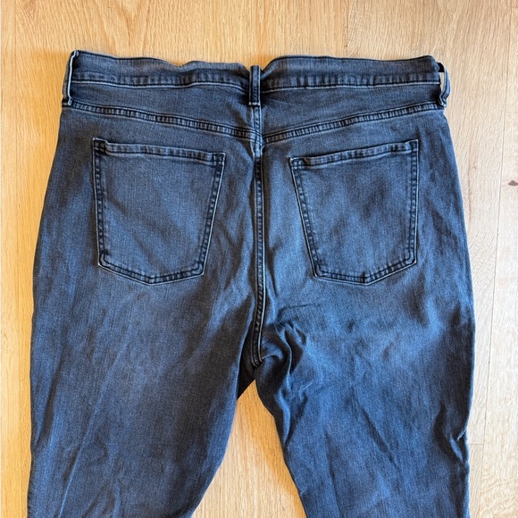 Old Navy Women's Black Distressed Midrise Boyfriend Jeans Size 16 - Picture 8 of 9
